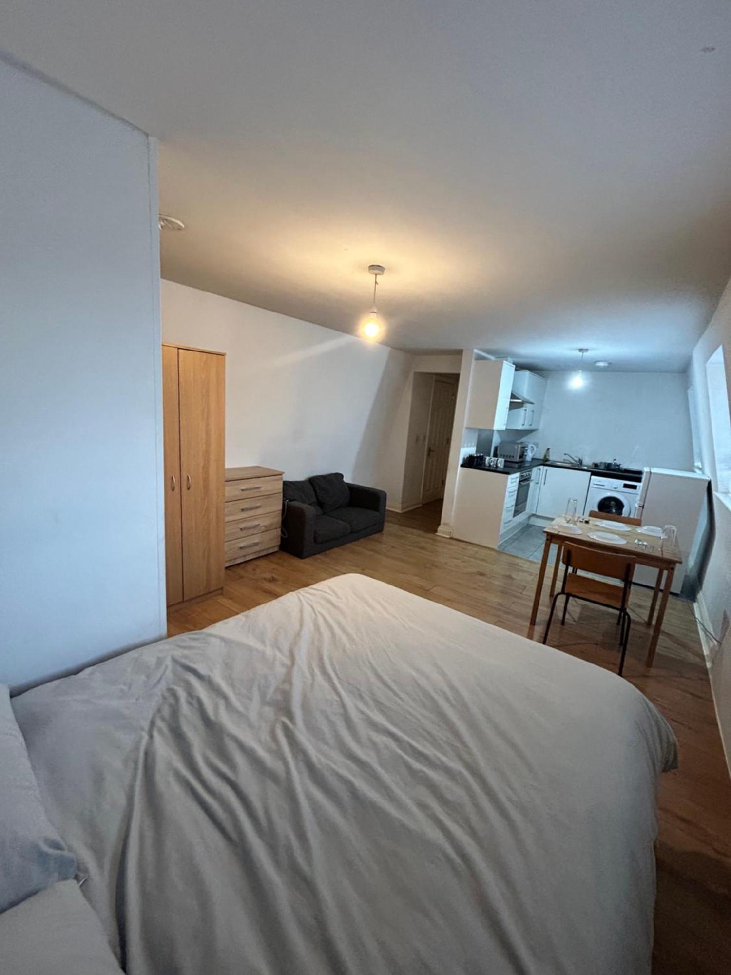 Studio At Centre With Free Parking * Leicester